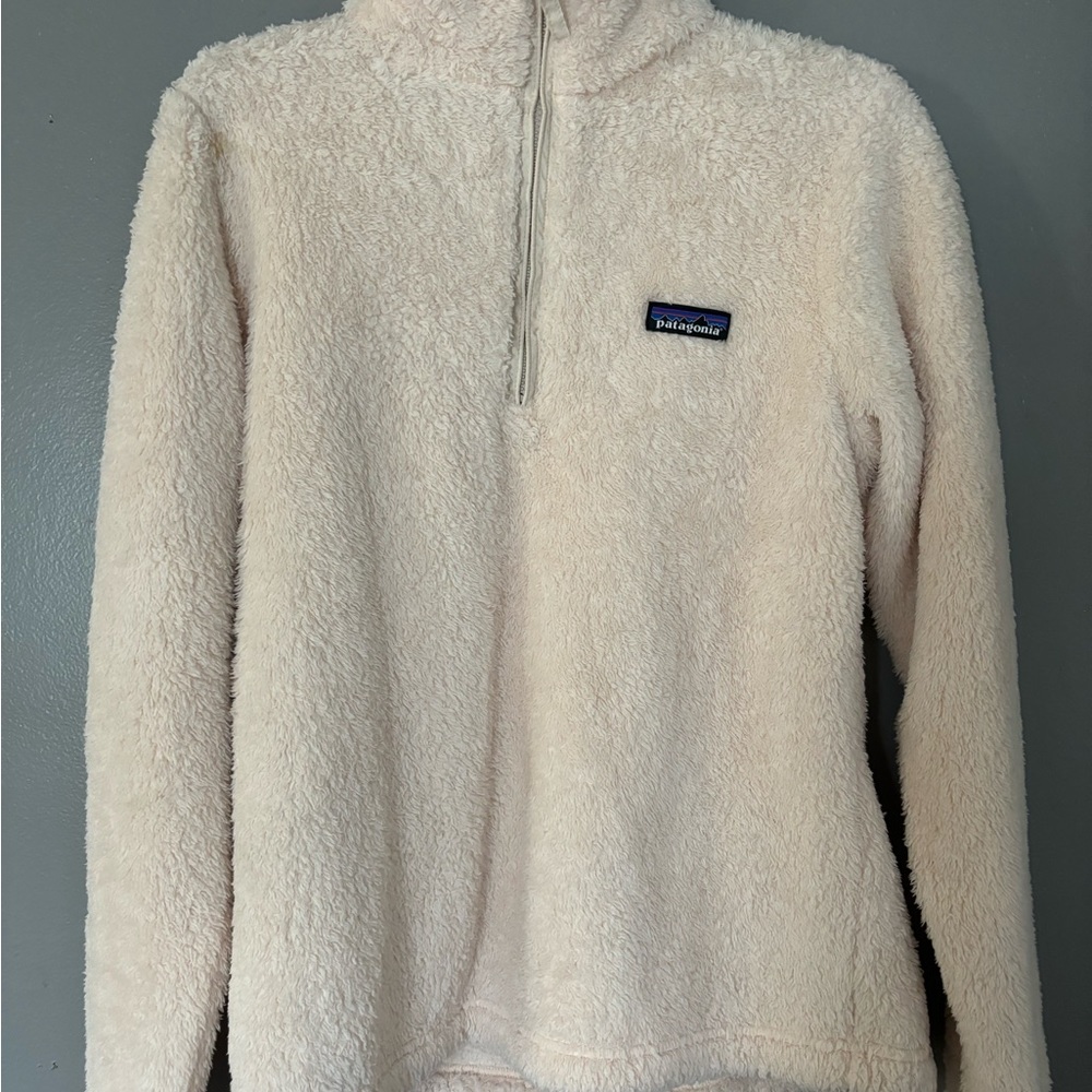 women’s Patagonia fleece pullover